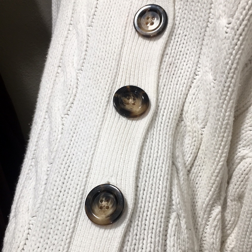 EUC GAP Beautiful Quality 100% White Cotton Sweater - Picture 6 of 7